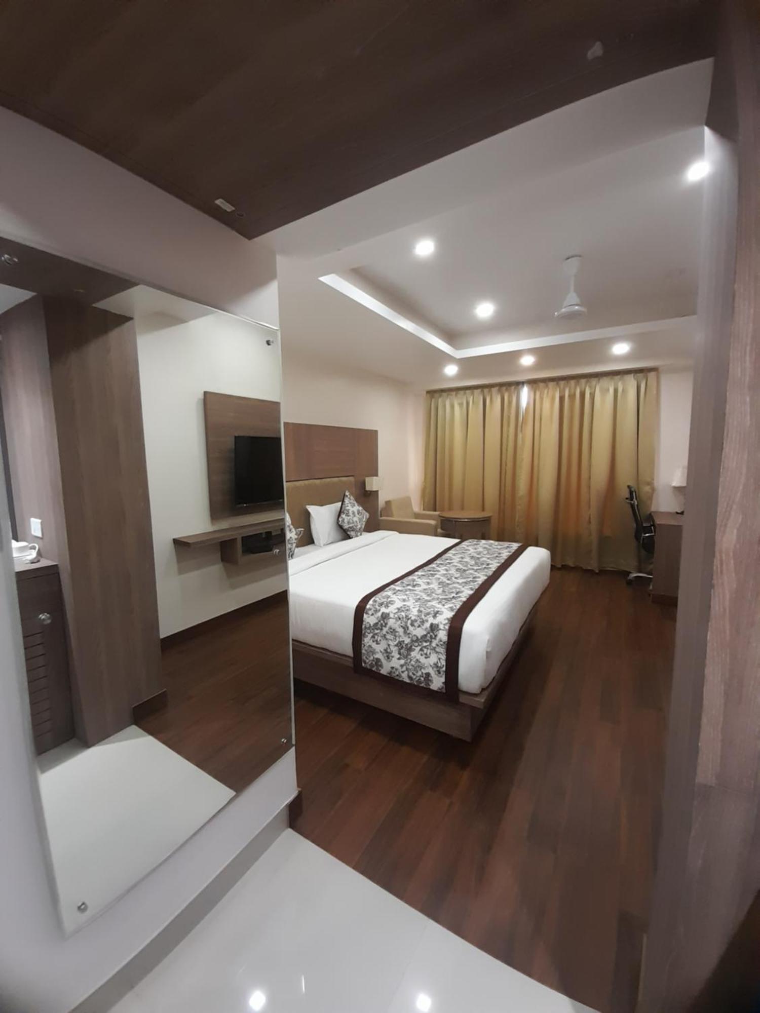 Variety Inn Patna  Exterior photo