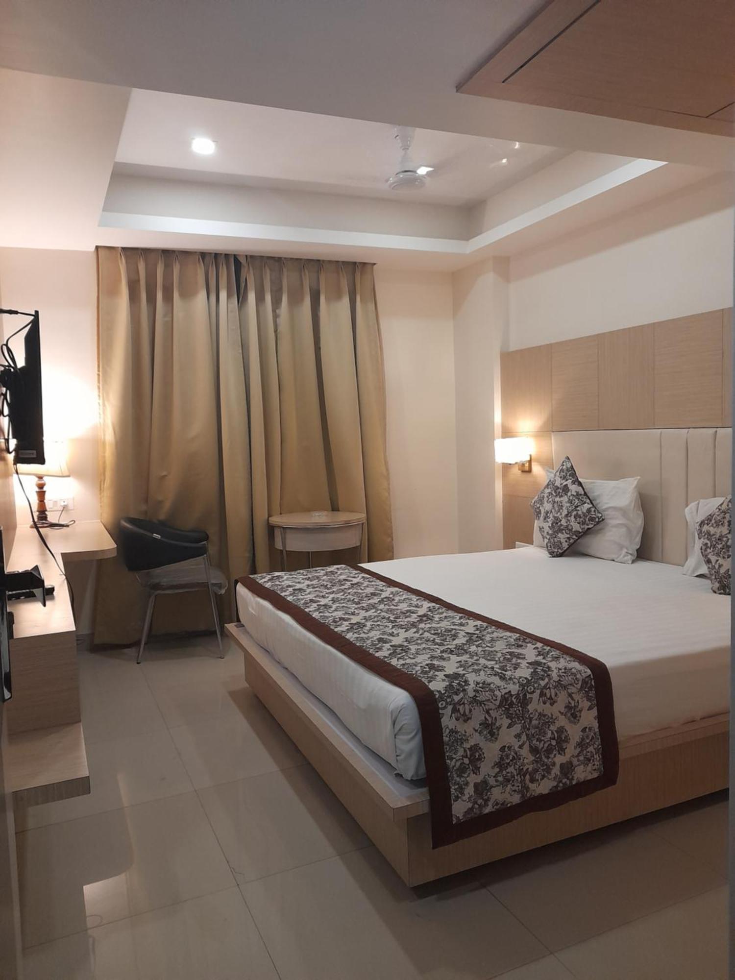 Variety Inn Patna  Exterior photo