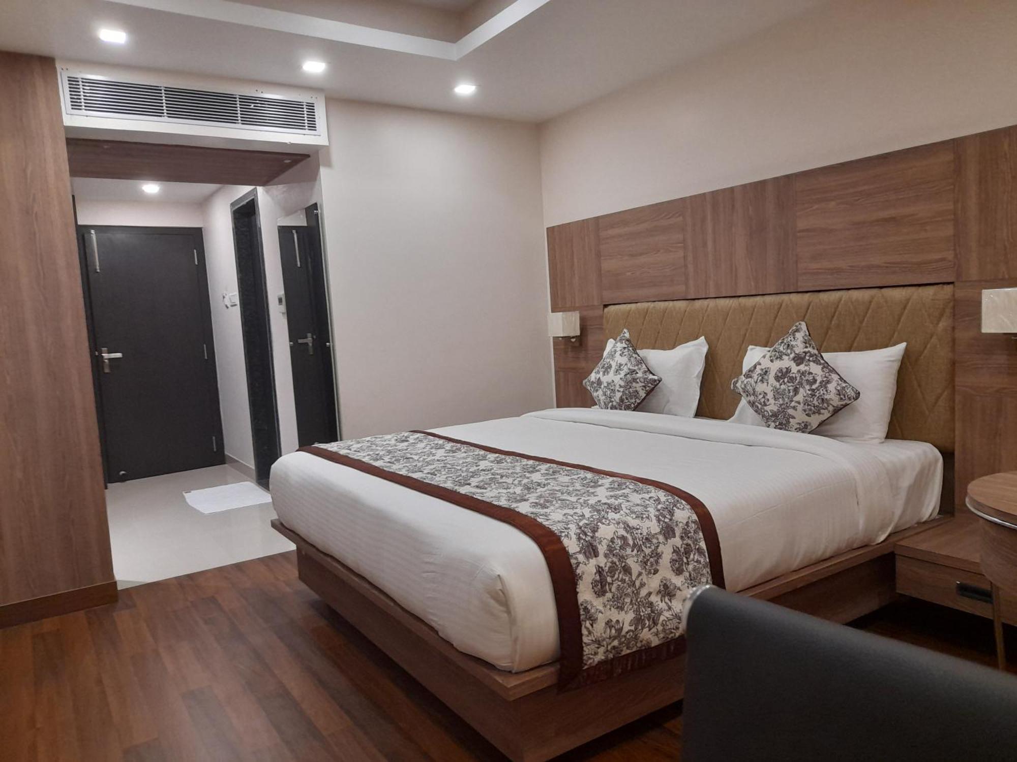 Variety Inn Patna  Exterior photo
